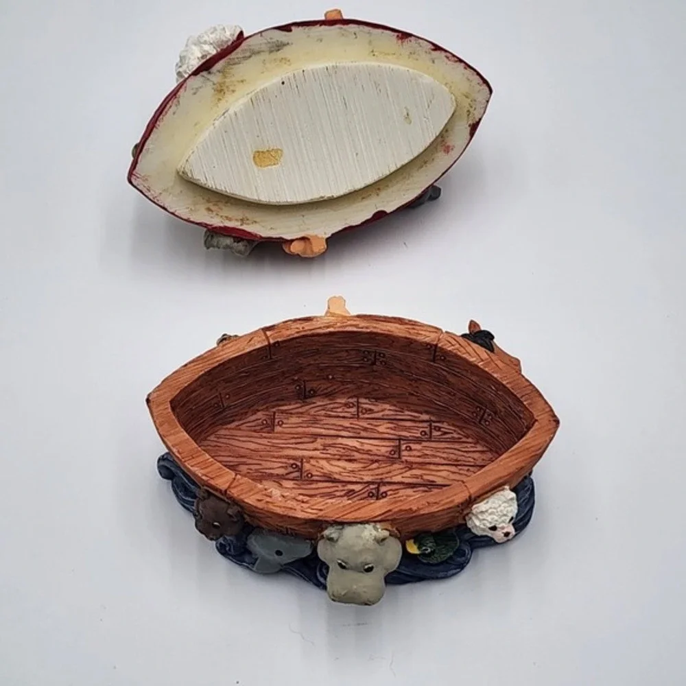 Vintage Youngs Noah's‎ Ark Decorative Trinket Box Small Jewelry Resin Delicate